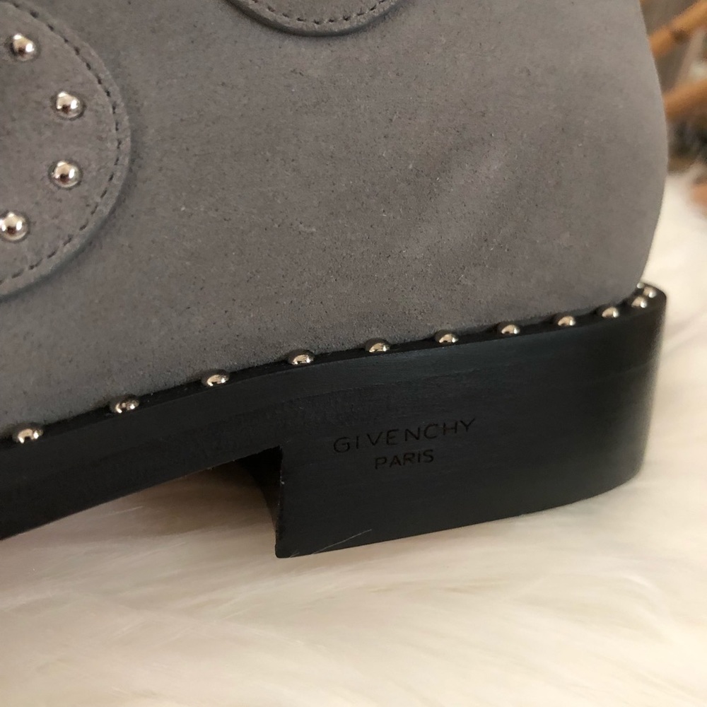 🔥PRICE DROP! Givenchy Prue buckle boots - Picture 5 of 8